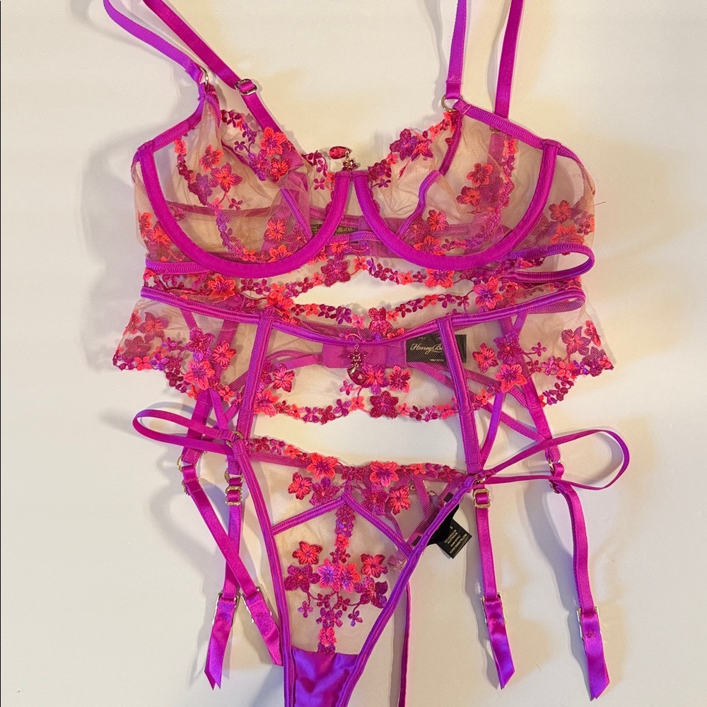 SOLD Honey Birdette Floral Lingerie Set Garter 34D Small - Picture 2 of 13